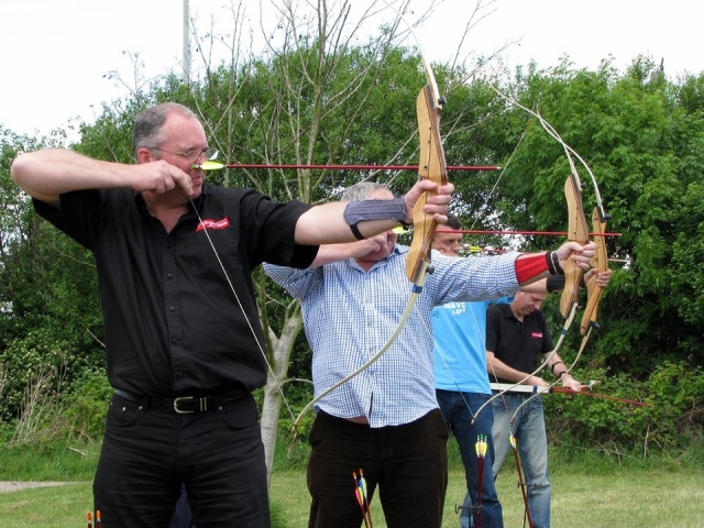 Jalo con arco en el centro 